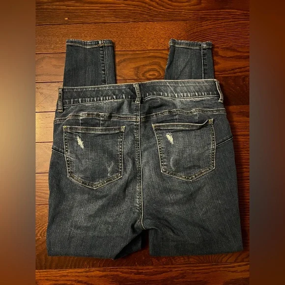 Torrid Bombshell Skinny Premium Stretch Size 12S - Picture 7 of 8